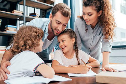 為家庭教育留點“白”