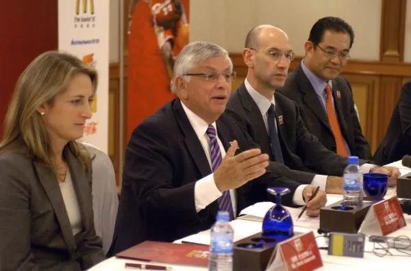 NBA至今最高的10個薪資合同，庫裡4年2.15億美元僅排第二