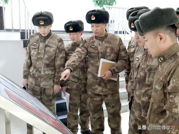 “刀光劍影”,這次的飯菜有“硝煙味”! “刀光劍影”,這次的飯菜有“硝煙味”!