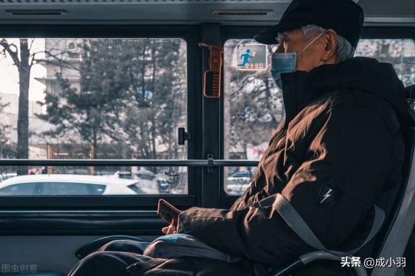 我於昨夜去世，走時心如止水：人到晚年，誰不是活成“孤島”