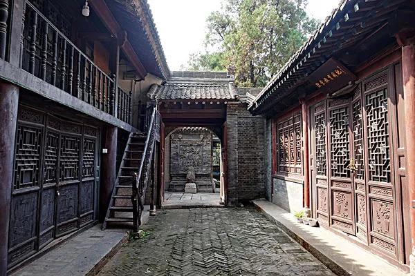 聊齋故事：樹妖