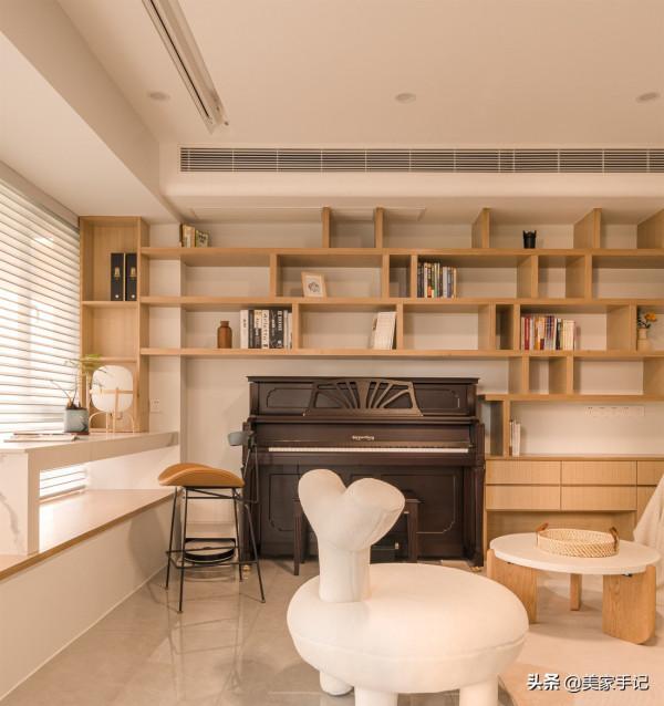 一入他家就被溫馨治癒的氛圍給迷住，全屋明亮又幹淨，太有品味了