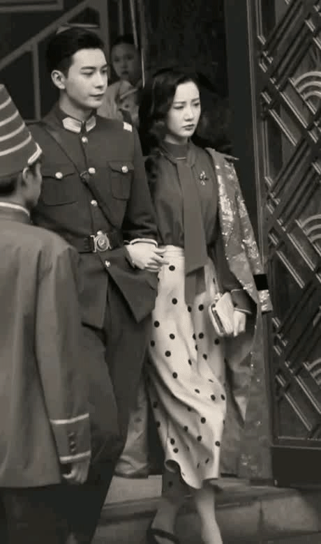 娛樂圈“豪門即視感”顏值盛宴:嚴屹寬邪魅狂狷,任嘉倫貴氣十足 娛樂圈“豪門即視感”顏值盛宴:嚴屹寬邪魅狂狷,任嘉倫貴氣十足