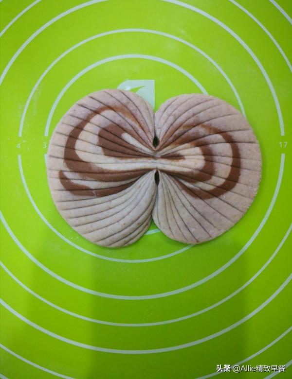 想吃包子不會捏褶子的可以收藏了，簡單易學的貝殼包，鬆軟顏值高