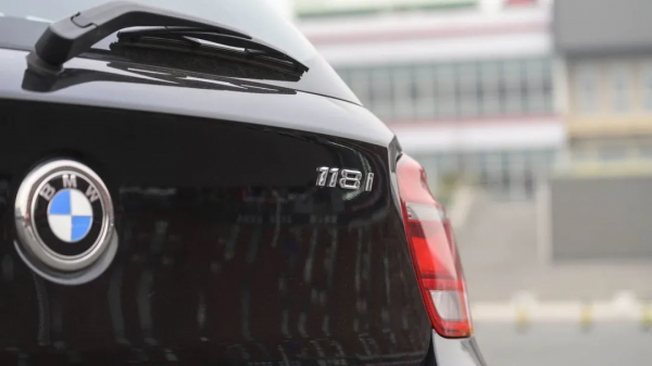 價格在下游，車況卻在上游——二手 寶馬118i