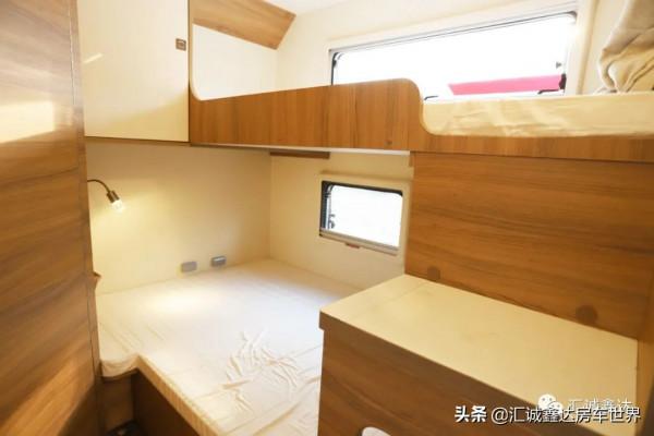 省油便宜隔音好！4床6座佈局！退休老兩口用的輕量化初級版房車