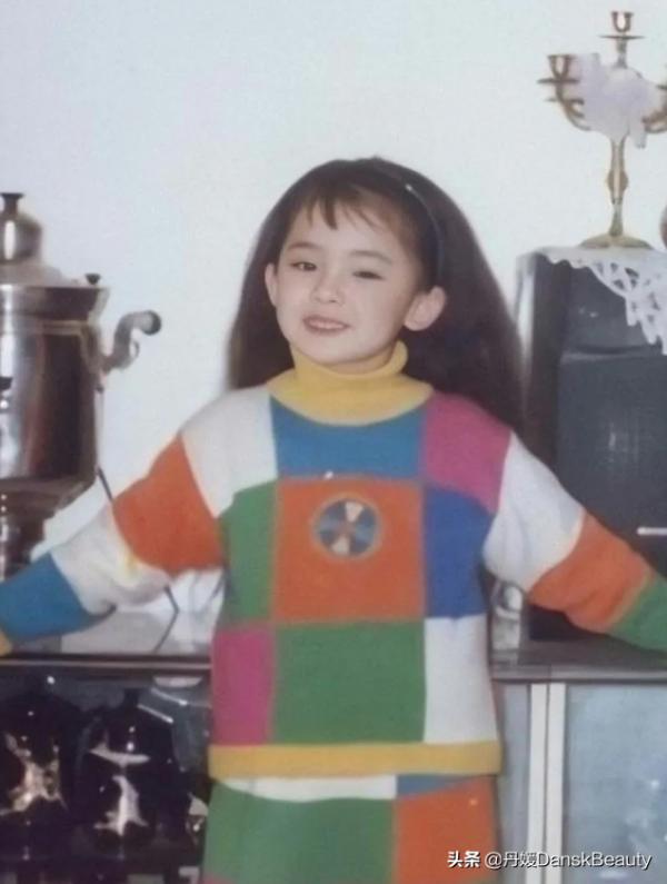 明星小時候舊照曝光！無PS，無濾鏡，我看到了真實的臉……