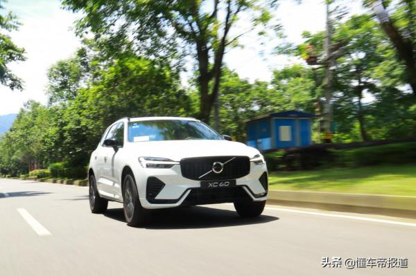 新車|行駛質感提升,互動系統更人性化!試駕新款沃爾沃XC60 新車|行駛質感提升,互動系統更人性化!試駕新款沃爾沃XC60