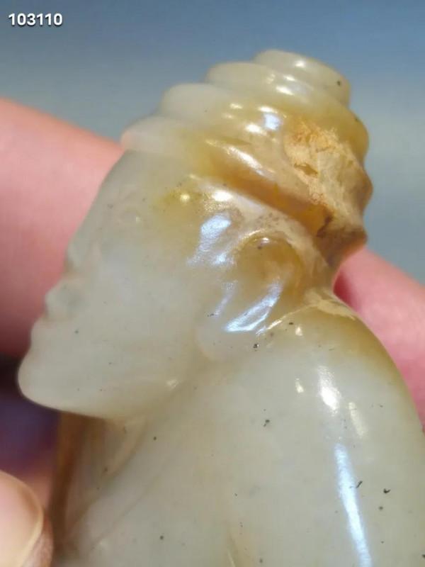 坐人流行於：漢和田玉