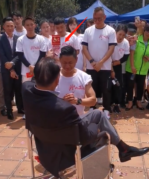 51歲港星定居內地開果園，佔地兩百畝產量超百萬斤，曾是金牌綠葉