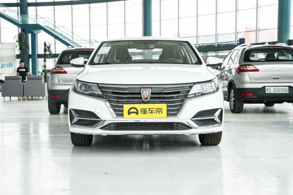 軸距2715mm配1&period;6L動力，十萬級轎車榮威i6解析，它有什麼優缺點？