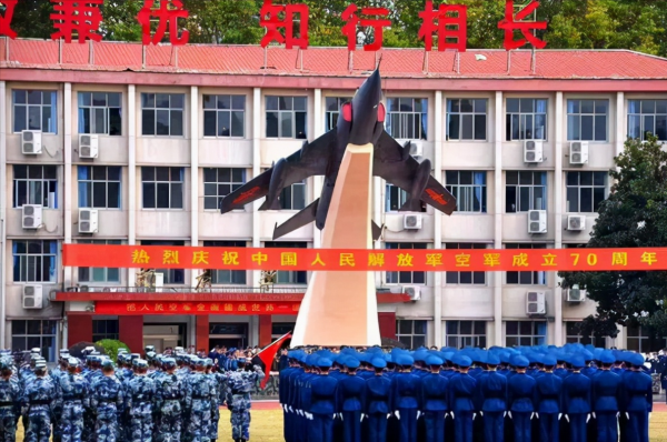 軍校推薦:國防科技大學排第一,考上可獲軍籍,畢業可包分配 軍校推薦:國防科技大學排第一,考上可獲軍籍,畢業可包分配