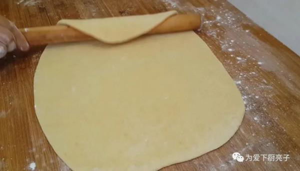 自制發麵餅的做法,鍋裡一烙,比吃麵包餅乾還過癮,真的太美妙了 自制發麵餅的做法,鍋裡一烙,比吃麵包餅乾還過癮,真的太美妙了