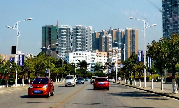 中國價效比最高的4個養老城市，冬天避寒，夏天避暑，房價還便宜