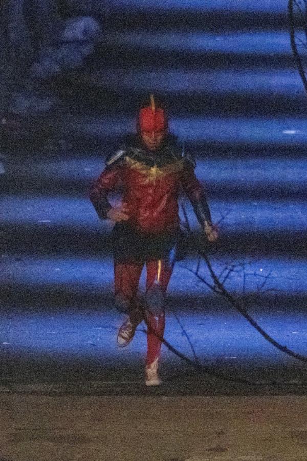 漫威新劇《驚奇女士》新片場照 身著戰衣亮相 漫威新劇《驚奇女士》新片場照 身著戰衣亮相