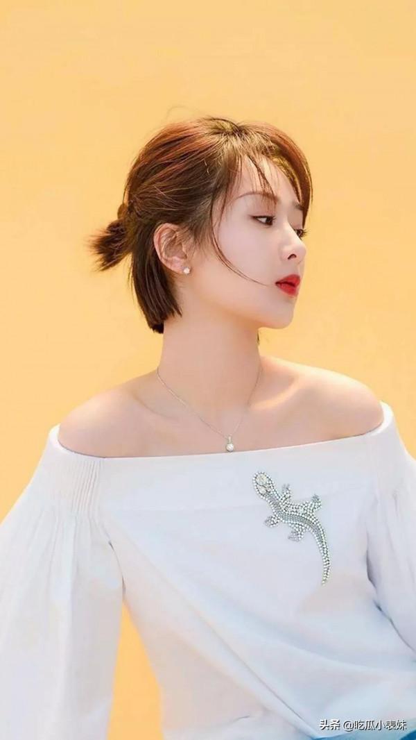 楊紫，清純靚麗，俏皮可愛