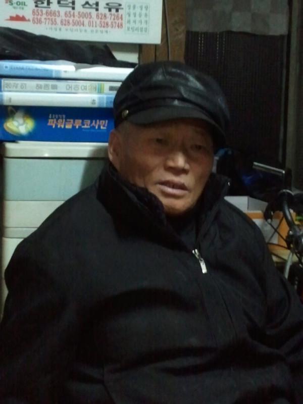 30年前，韓國五名少年失蹤，11年後發現纏在一起的屍骨，上壓巨石