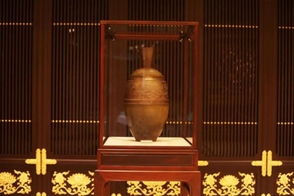 浙江是真的富裕啊！這6圈木欄杆花了360萬，一座塔造價6個億