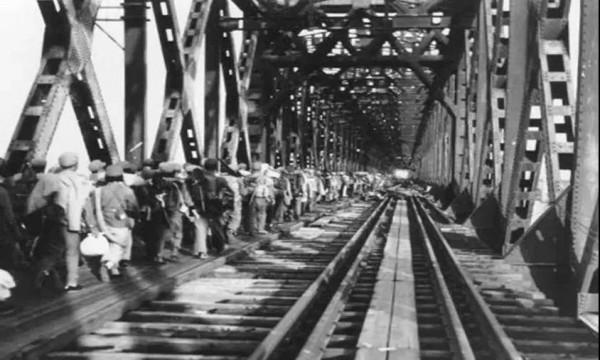 秘密押運:3005次軍火列車,運送1700噸彈藥,為遼瀋戰役“輸血” 秘密押運:3005次軍火列車,運送1700噸彈藥,為遼瀋戰役“輸血”