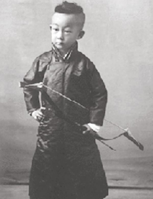 清朝最後一位國舅爺,2007年在北京去世,臨終前:姐姐是被冤枉的 清朝最後一位國舅爺,2007年在北京去世,臨終前:姐姐是被冤枉的