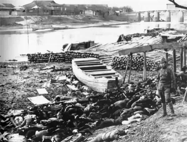 南京大屠殺時,被俘將士為何不反抗?40年後,一位老兵說出了原因 南京大屠殺時,被俘將士為何不反抗?40年後,一位老兵說出了原因