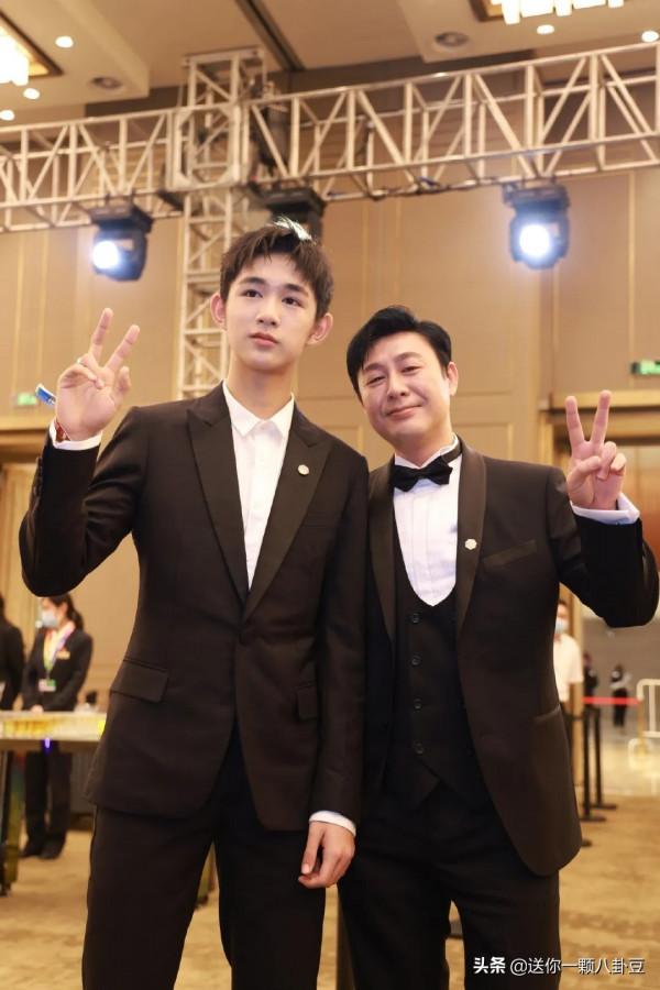 僅隔一年，《隱秘的角落》臺詞變現實，是他長得太快吧