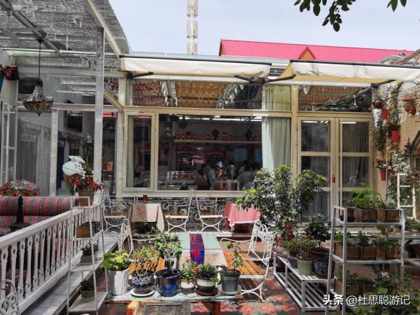 漢EV自駕新疆，打卡網紅景區伊寧六星街，排隊兩小時吃上冷飲