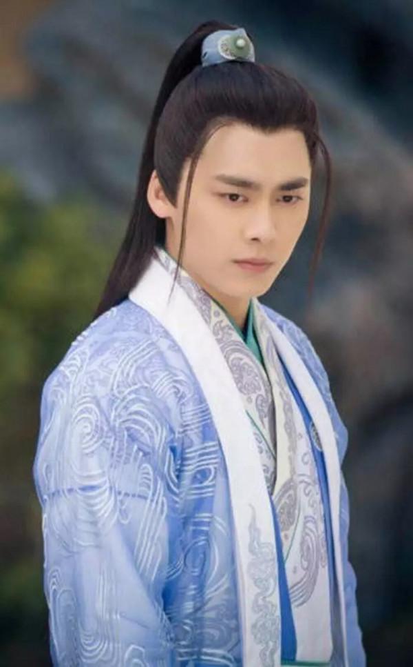 沒有貴氣別挑戰藍色，這6位藍衣古裝美男俊秀清雅，個個撩撥人心
