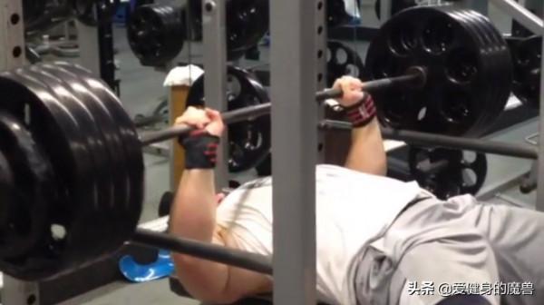 臥推沒感覺？這樣練，讓胸肌&OpenCurlyDoubleQuote;開掛增長&rdquo;