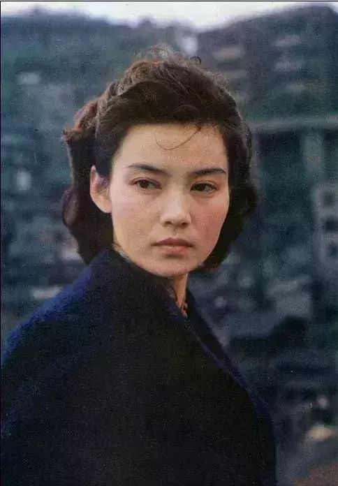 影后潘虹:離婚35年不戀愛,公然喊話思念前夫,她到底在追求什麼 影后潘虹:離婚35年不戀愛,公然喊話思念前夫,她到底在追求什麼