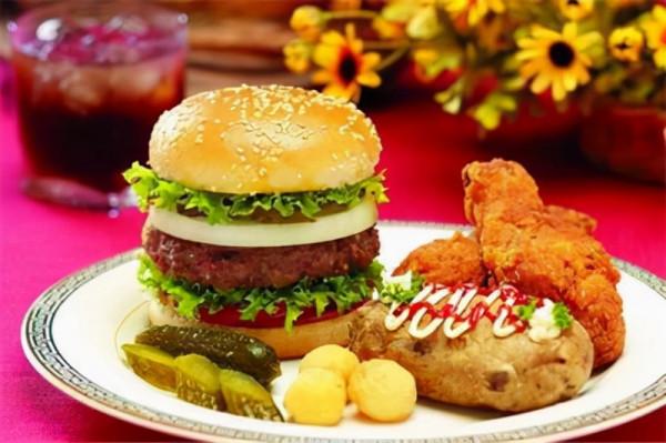 喝中藥時，儘量少吃這4類食物，再喜歡也請管住嘴，以免影響藥效