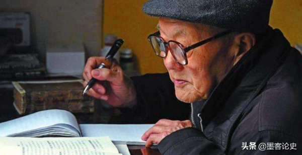 四川領導尋找老兵,95歲老農登記遭百姓嘲諷,無奈掏出3枚特等勳章