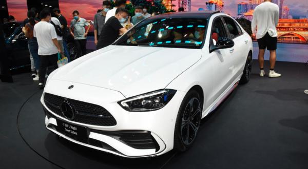 32.52萬起售，整體向S級靠攏！全新賓士C級具體如何選？