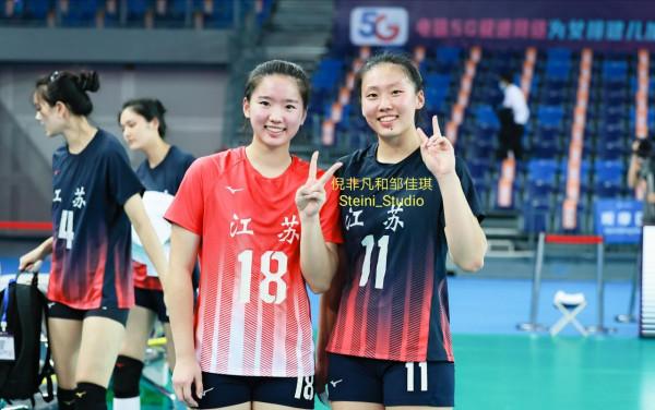 江蘇女排“上陣子弟兵”，為她們喝彩，為她們加油