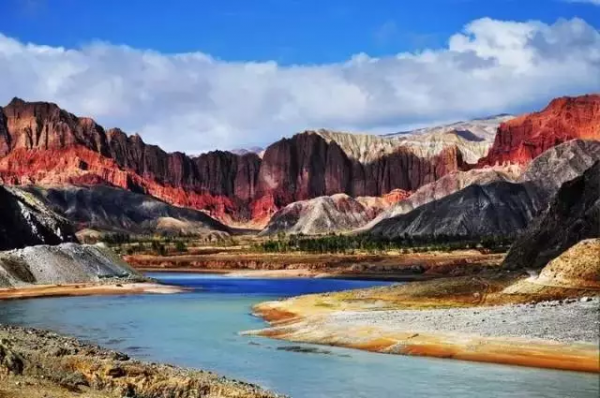 中國最美的30個地方，讓你遇見最美的春天
