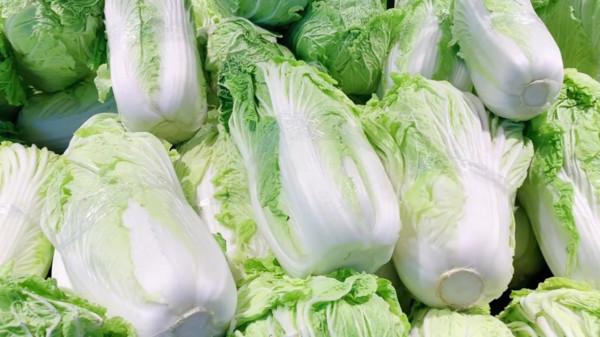 冬天了，要多吃“3紅2白”，少吃這兩樣，可滋補身體抵抗寒冷