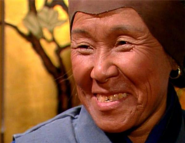 紅樓夢:大觀園裡的人並非“鬼轉世”,而是全都變成了“鬼” 紅樓夢:大觀園裡的人並非“鬼轉世”,而是全都變成了“鬼”