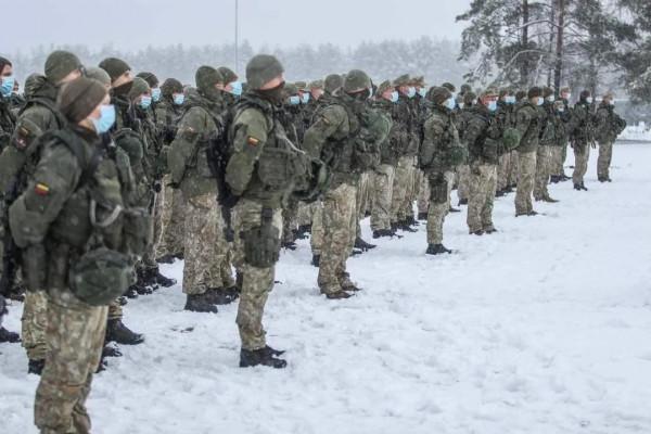 立陶宛炮兵營實彈射擊訓練 立陶宛炮兵營實彈射擊訓練