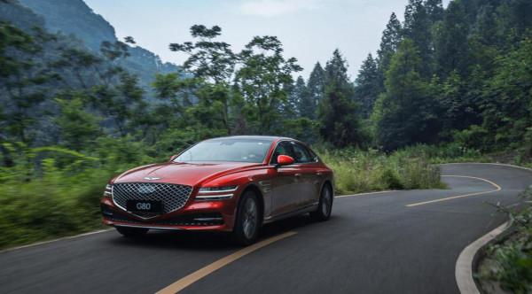 香濃時分，與捷尼賽思G80覓境巴蜀