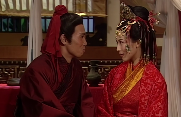 自古美人嘆遲暮，不許英雄見白頭：19年了，仍難忘蔡少芬“甄宓”