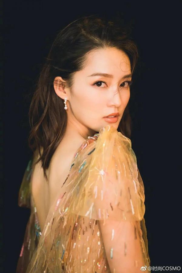 李沁 甜美溫柔 如清泉