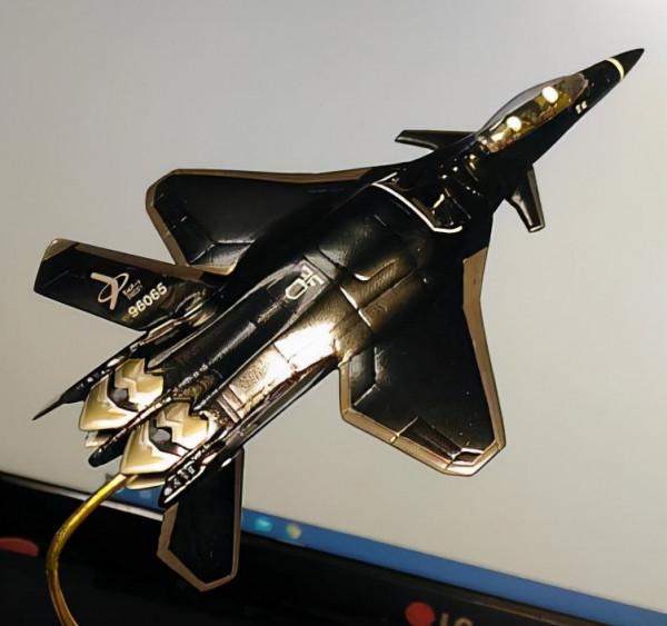 這是啥玩意兒？架空戰機設計欣賞（11）