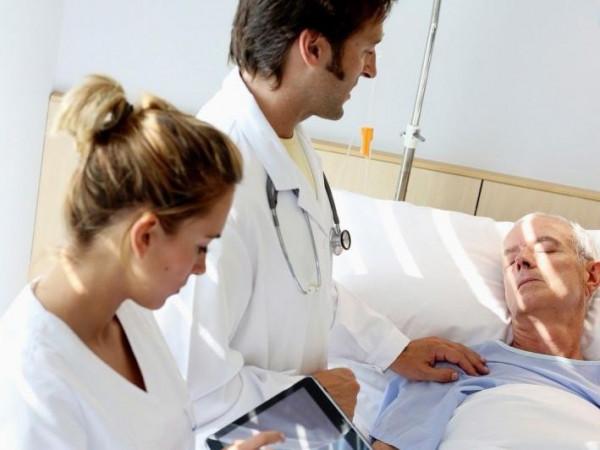 不幸患上癌症，選擇接受治療與選擇遊山玩水的人，誰做得更對？