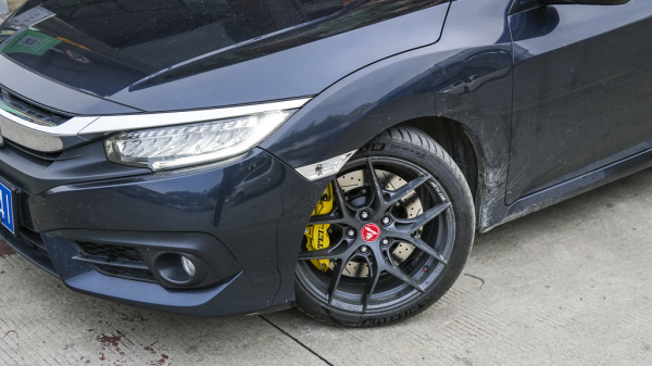 改裝案例-本田十代思域改TEI Racing P40NS&plus;街道效能剎車卡鉗套件