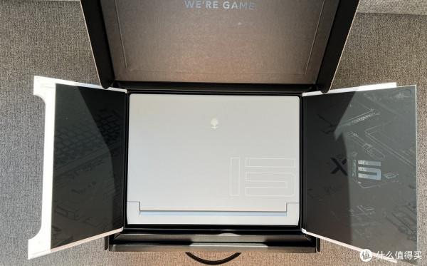 外星人 Alienware X15 R1 遊戲筆記本：效能與儀式感拉滿的遊戲利器