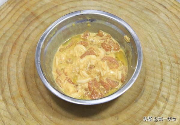 洋蔥炒肉片，最忌諱肉片直接下鍋炒，多加這一步，肉片鮮嫩不老