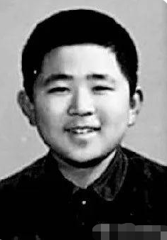 梁冠華：200斤還有女神倒追，因狄仁傑一夜爆紅，娶女導演成贏家