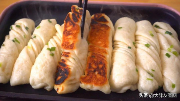 生煎花捲最實用的方子,在家做沒難度,一次發酵,暄軟鹹香 生煎花捲最實用的方子,在家做沒難度,一次發酵,暄軟鹹香