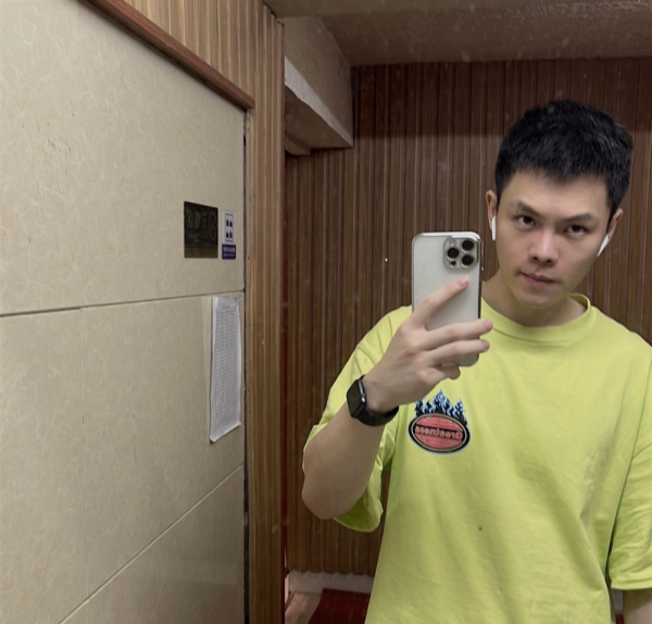 PUBG在逃公主，主持人阿穎限定聖誕裝扮，足以成為宅宅的接班人