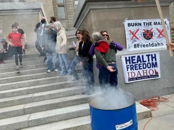 美國政客一群嘴炮英雄